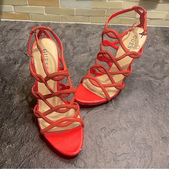 GUESS Gladiator Style Strappy Sandals - Picture 2 of 10